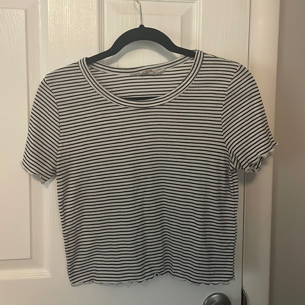 Lettuce hem Striped Crop Top